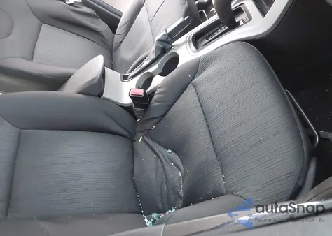 2008 Ford Focus Se/Ses из США, поврежденный, VIN 1FAHP35N28W165387